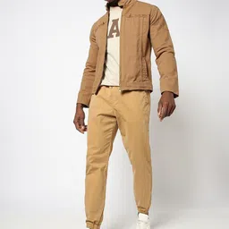 GAP Men Mid-Rise Drawstring Woven Joggers image 2