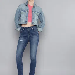 Levis Women 721 Skinny Fit High-Rise Low Distress Light Fade Stretchable Jeans image 4