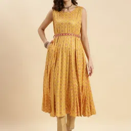 Rangita Mustard Printed Flared Kurta image 1