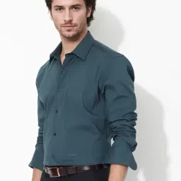 Rare Rabbit Teal Regular Fit Solid Shirt image 4