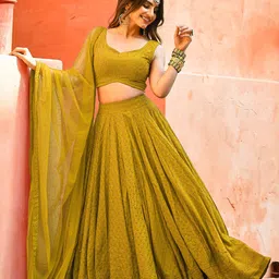 ETHNIC PLUS Embroidered Sequinned Semi-Stitched Lehenga & Unstitched Blouse With Dupatta-picture-20
