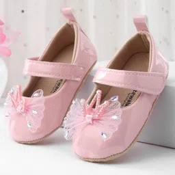 Cute Walk by Babyhug Booties With Bow Applique - Pink-picture-21