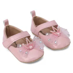 Cute Walk by Babyhug Booties With Bow Applique - Pink image 2
