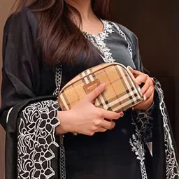 Aaghnya Floral Embroidered Notch Neck Straight Kurta With Trousers & Dupatta image 5