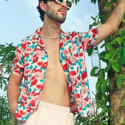 Campus Sutra Red Regular Fit Printed Shirt image 1