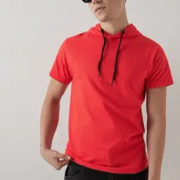 Bewakoof Red Cotton Regular Fit Hooded T-Shirt-picture-24