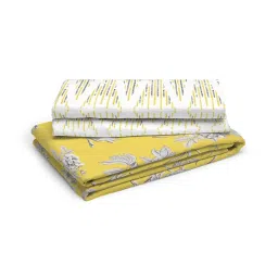 Layers Illuminating Homes Floral Yellow 144 TC Cotton King Bed Sheet with 2 Pillow Covers image 3