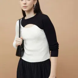 Ginger by Lifestyle Black & White Plain Top-image-40