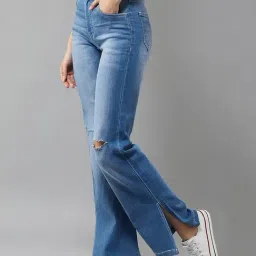 DOLCE CRUDO Blue Distressed Mid Rise Stretchable Jeans image 3