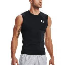 Under Armour Black Muscle Fit Sports T-Shirt image 1