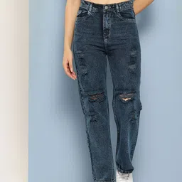 Aarika Women London Mildly Distressed Light Fade Stretchable Jeans-image-63