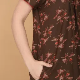 Sweet Dreams Khakhi Cotton Regular Fit Geometric Print Night Dress image 4