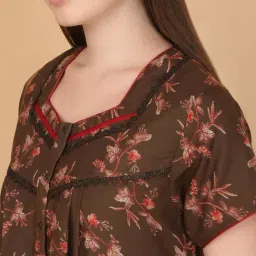 Sweet Dreams Khakhi Cotton Regular Fit Geometric Print Night Dress image 3