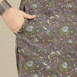 House of Pataudi Women Grey Floral Printed Pure Cotton Kurta with Trousers & With Dupatta image 4