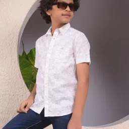 Crimsoune Club Boys Beige Slim Fit Floral Print Shirt-picture-12