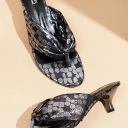 Inc.5 Women's Pewter Thong Sandals image 1