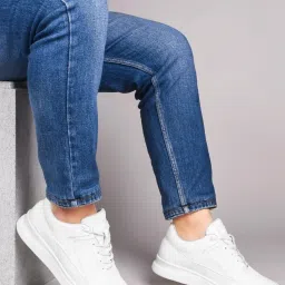 Clog London Men's White Casual Sneakers image 1