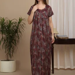 Sweet Dreams Pink Regular Fit Printed Nightdress image 1