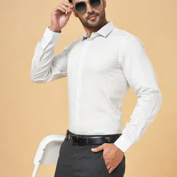 Byford by Pantaloons White Slim Fit Printed Shirt image 1