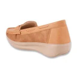 Shoetopia Kids Tan Boat Shoes image 5