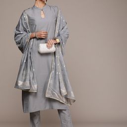 House of Pataudi Women Jashn Kurta & Trousers With Dupatta-picture-4