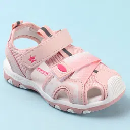 Cute Walk by Babyhug Velcro Closure Sandals - Pink image 3