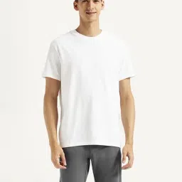 Levi's White Cotton Slim Fit T-Shirt-picture-40