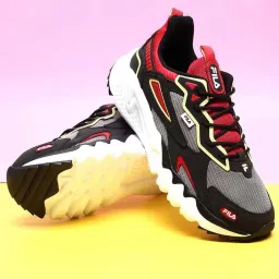 Fila Men's VENTURE TRACER Black Casual Sneakers image 1