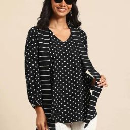 Qurvii Black Printed Top-picture-37