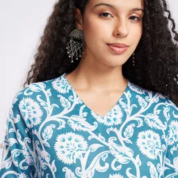 Anouk Rustic Indie Floral Printed V-Neck Straight Kurta image 3