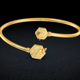 Joyalukkas 22k Yellow Gold Beehive Elegance Bangle for Women-image-65
