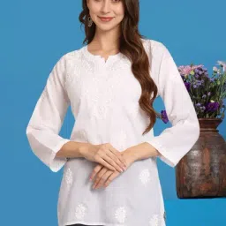 PARAMOUNT CHIKAN White Cotton Hand Embroidered Chikankari Straight Kurti-picture-13