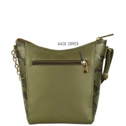 Baggit Green Printed Medium Sling Handbag image 3