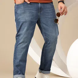 Sztori Men Plus Size Slim Fit Mid-Rise Light Fade Stretchable Jeans-image-62