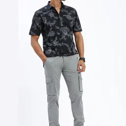 SHOWOFFFF Men Comfort Slim Fit Low-Rise Trousers image 3