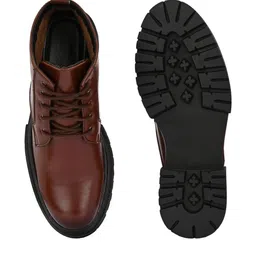 Roadster Men Chunky Lace-Up Boots image 2