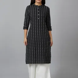 Globus Black Cotton Striped Straight Kurta image 1