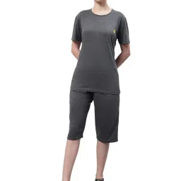 Vimal Jonney Grey T-Shirt With Capris image 1