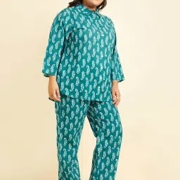 Sweet Dreams Green Cotton Printed Plus Size Shirt & Pyjama Set image 1