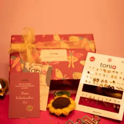 ToniQ Get up and Slay Gift Box Set-image-45