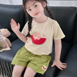 LULU & SKY Girls Printed Top with Shorts image 2