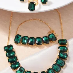 Fida Ethnic Classic Green Jewellery Set-picture-11