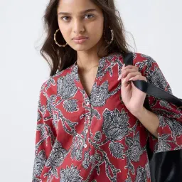 Utsa by Westside Maroon Floral Printed Cotton Straight Kurta image 4