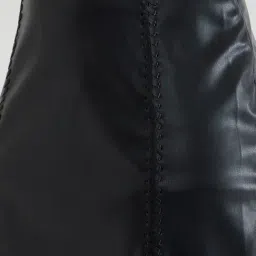 Iconic Women Black Solid Straight Fit Midi Skirt image 4