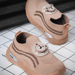 KATS Bear Face Rotating Applique Detailed Shoes - Beige-picture-12