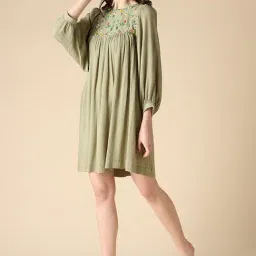 Gipsy Green Poly Crepe Long Sleeves Round Neck Dress image 3
