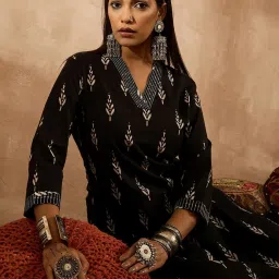 Indo Era Black Cotton Regular Fit Printed Kurta image 1