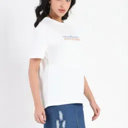 MADAME White Graphic T-Shirt image 3