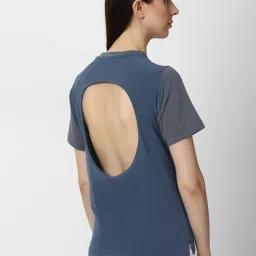 Forever 21 Grey Regular Fit Top image 2