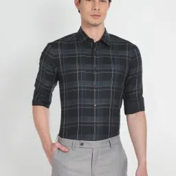 Arrow Dark Green Cotton Regular Fit Checks Shirt image 1
